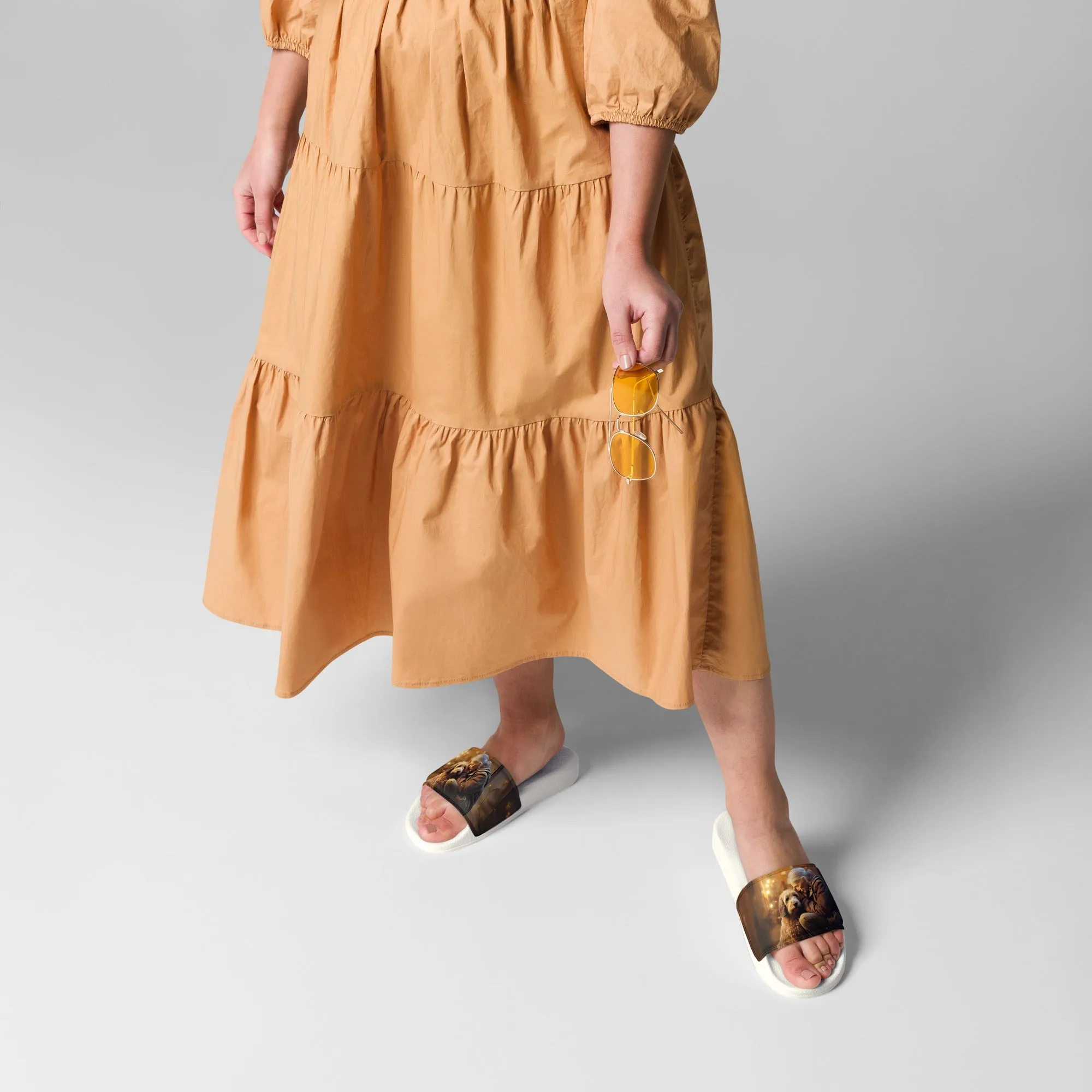 Autumn Embrace Women's slides