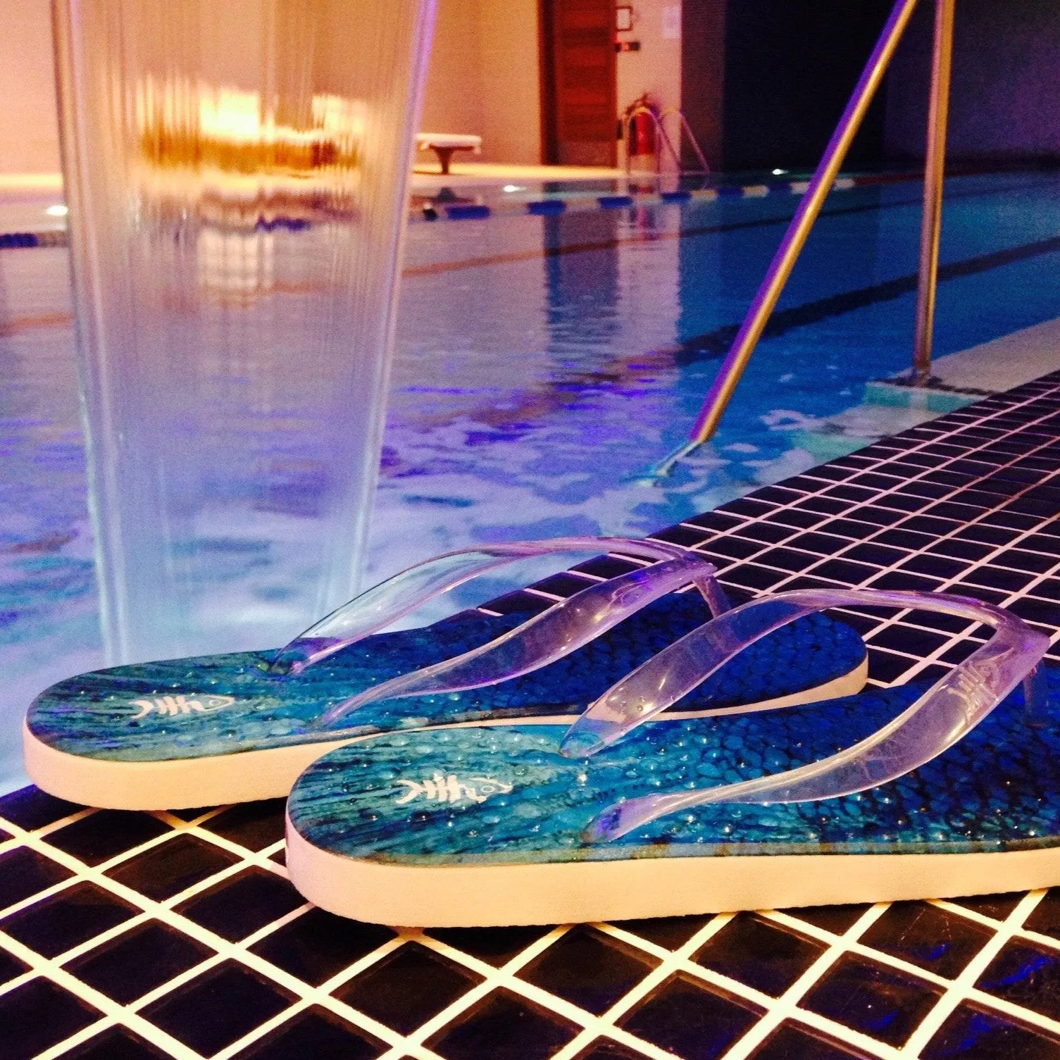 Kingfish Flip Flops with Clear Straps