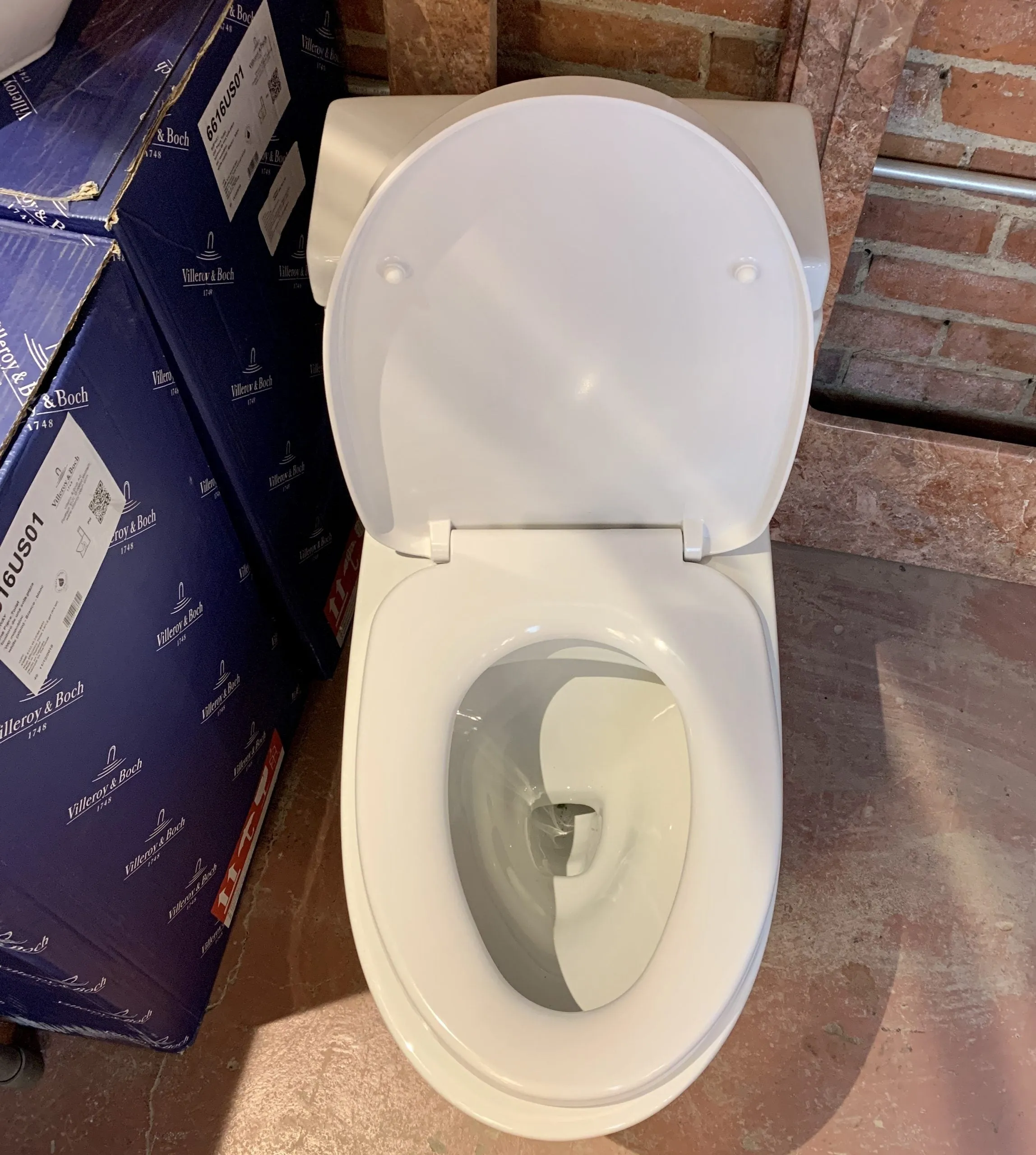 Villeroy & Boch One Piece Toilet - New In Box - White