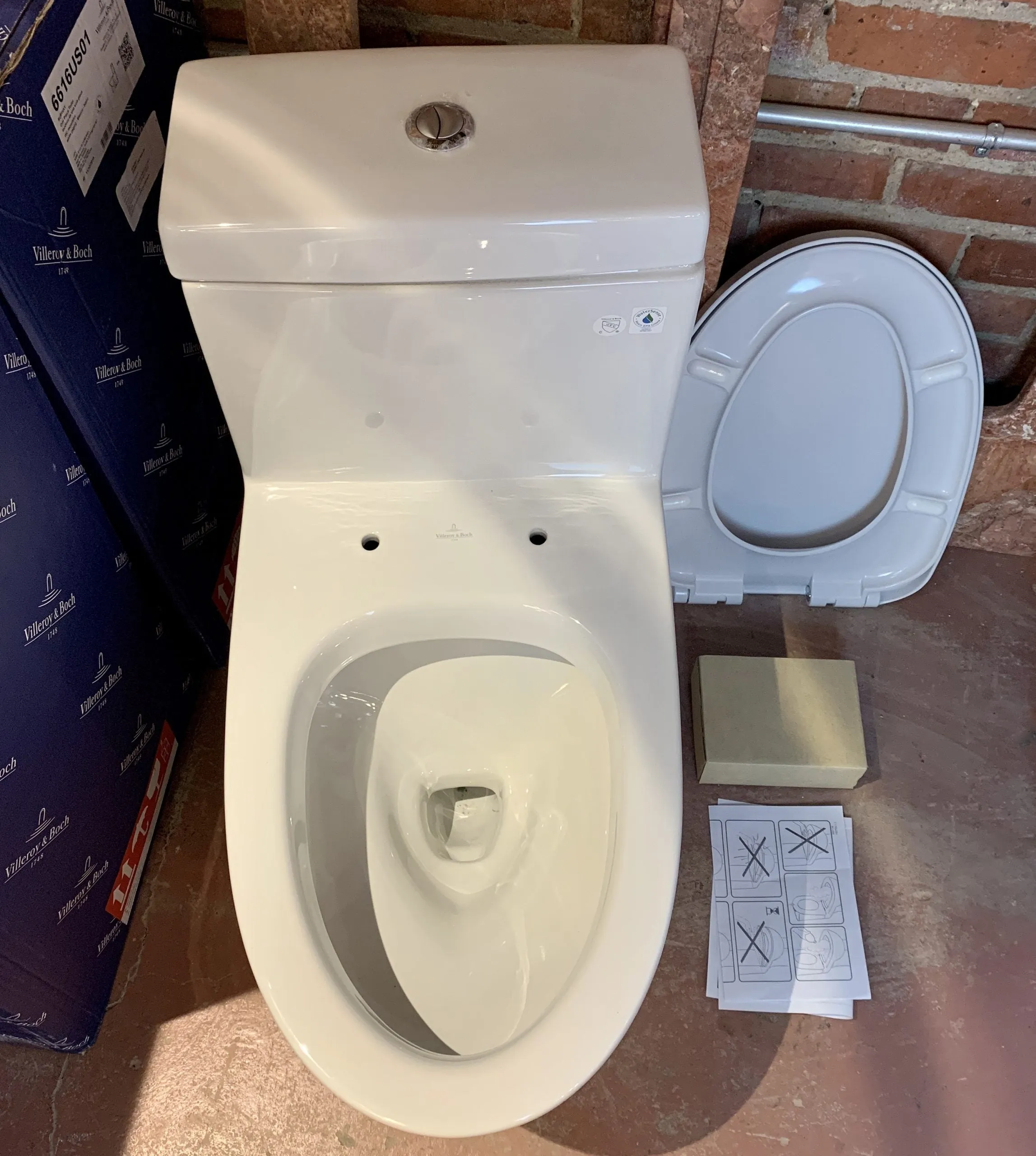 Villeroy & Boch One Piece Toilet - New In Box - White